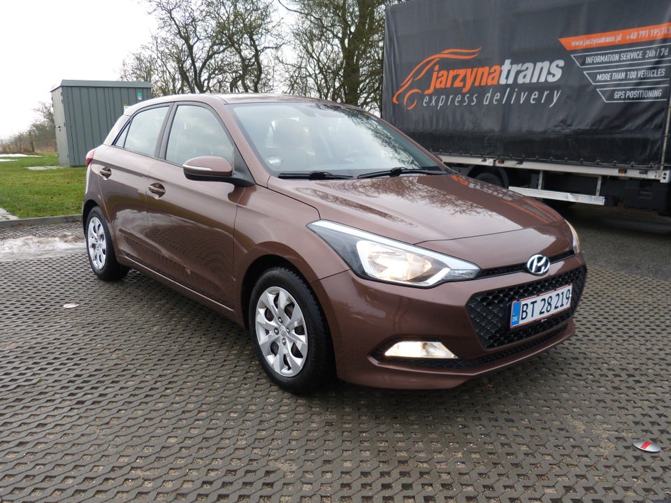 Hyundai i20 1,25 Trend 5d