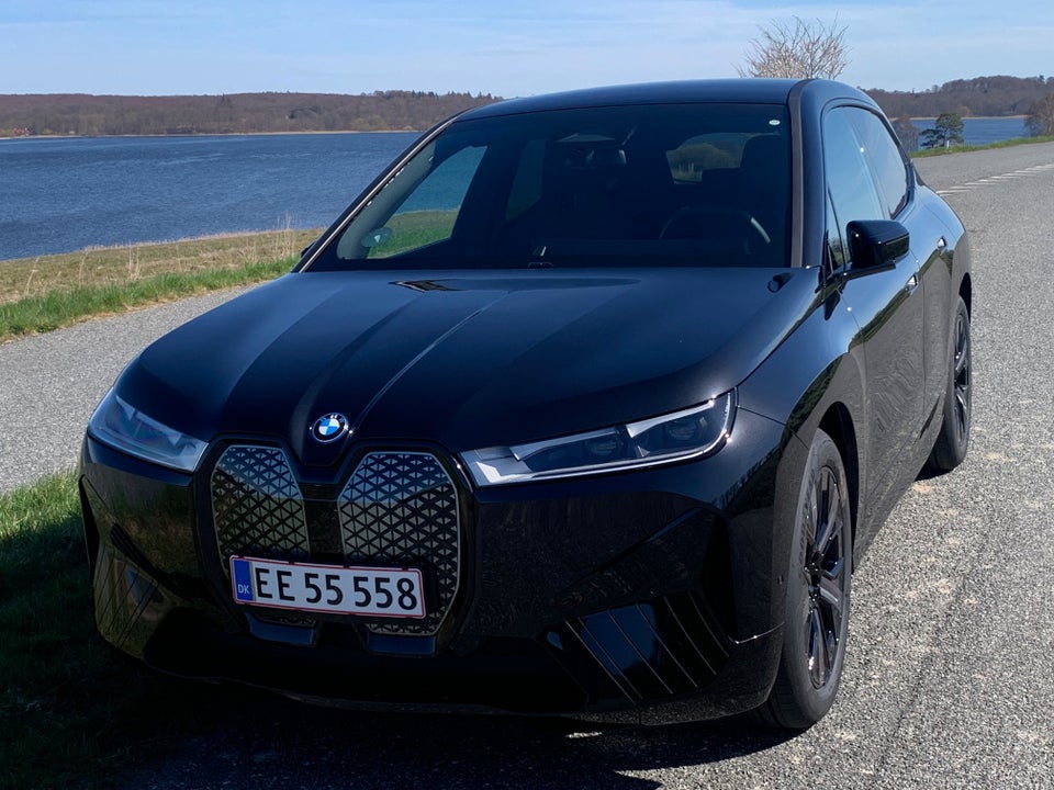 BMW iX xDrive40 5d