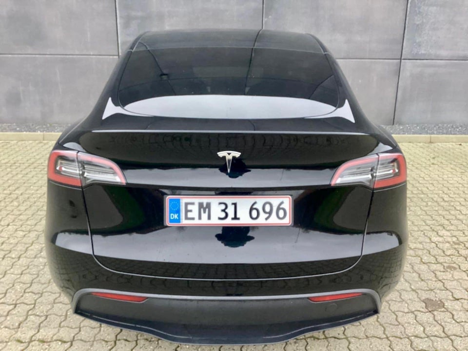 Tesla Model Y RWD 5d