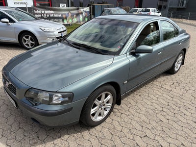 Volvo S60 2,4 140 4d