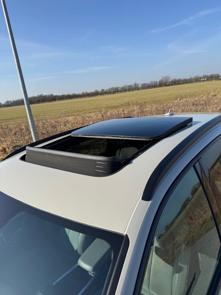 Audi e-tron 55 S-line quattro 5d