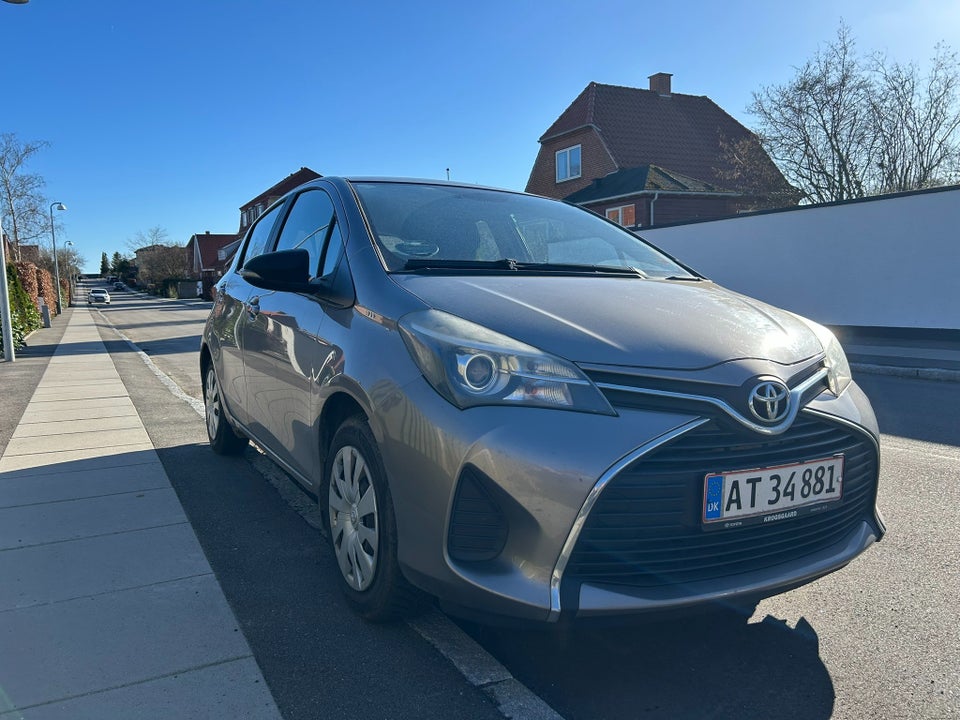 Toyota Yaris 1,3 VVT-i T2 MDS 5d