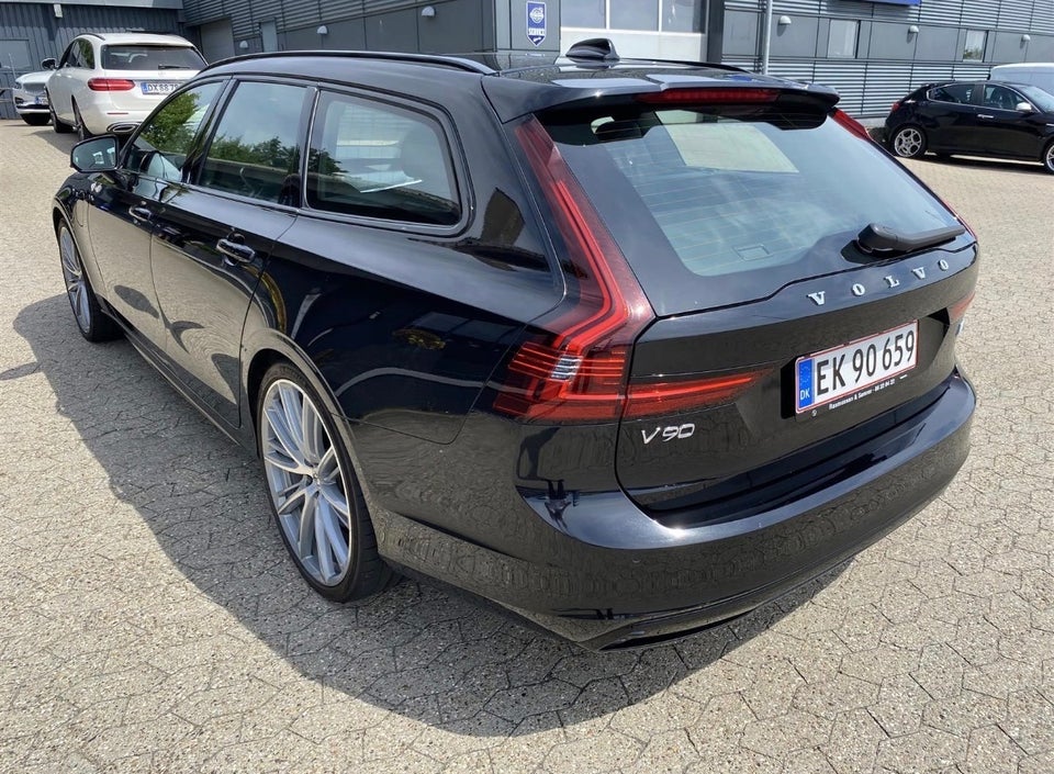 Volvo V90 2,0 T8 ReCharge R-Design aut. AWD 5d