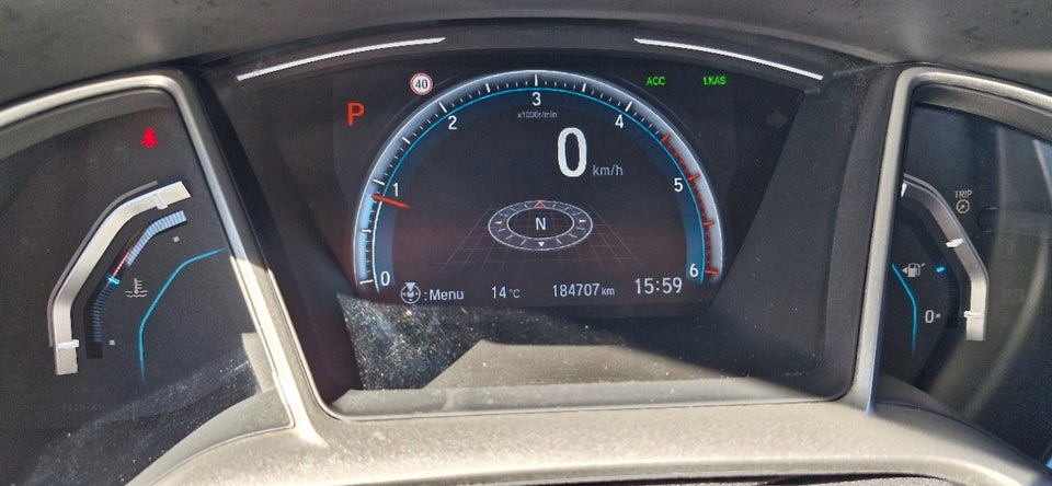 Honda Civic 1,6 i-DTEC Executive 4d