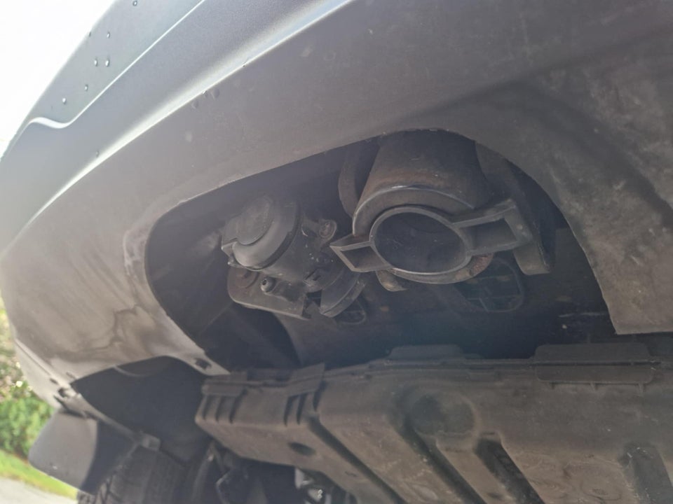 Peugeot 2008 1,5 BlueHDi 130 Allure EAT8 5d