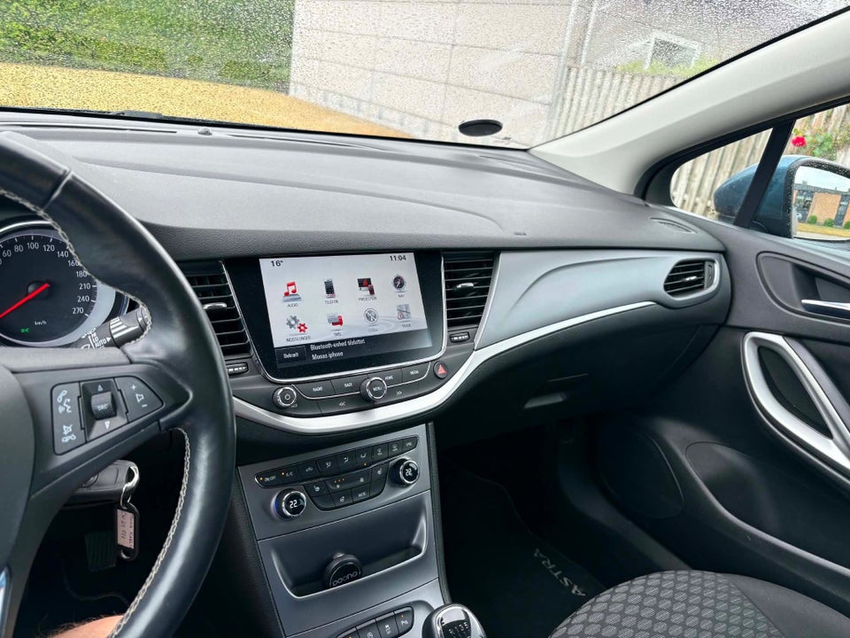 Opel Astra 1,6 CDTi 110 Edition 5d