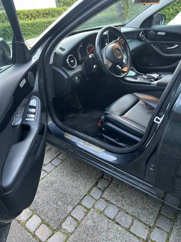 Mercedes C220 2,2 BlueTEC Business stc. aut. 5d