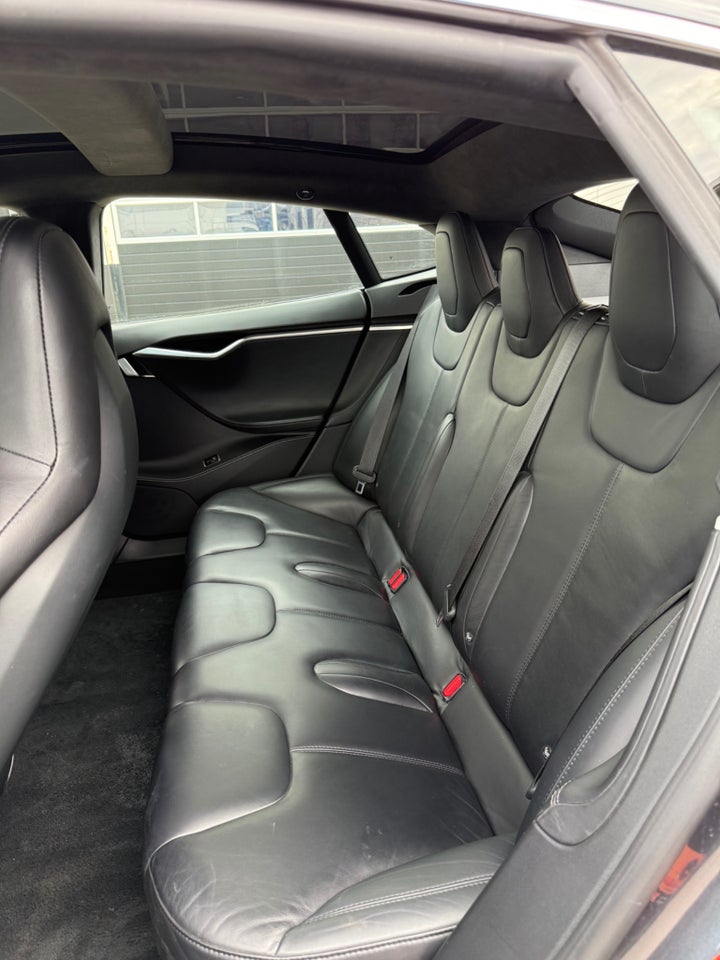 Tesla Model S 75 5d