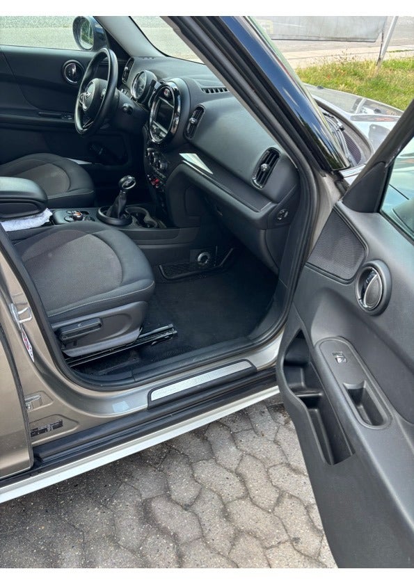 MINI Countryman Cooper 2,0 D aut. 5d