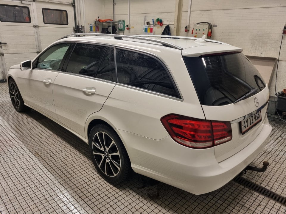 Mercedes E200 2,2 CDi stc. 5d