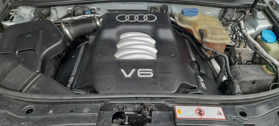 Audi A6 2,4 V6 Tiptr. 4d