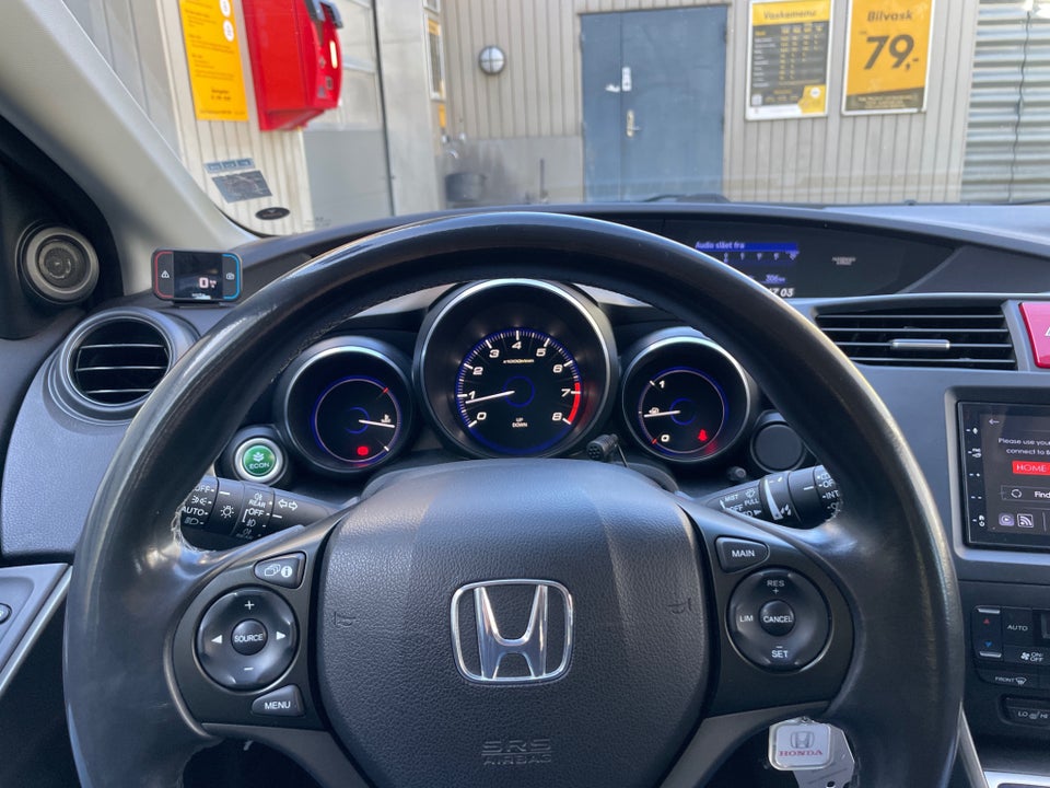 Honda Civic 1,8 i-VTEC Sport 5d