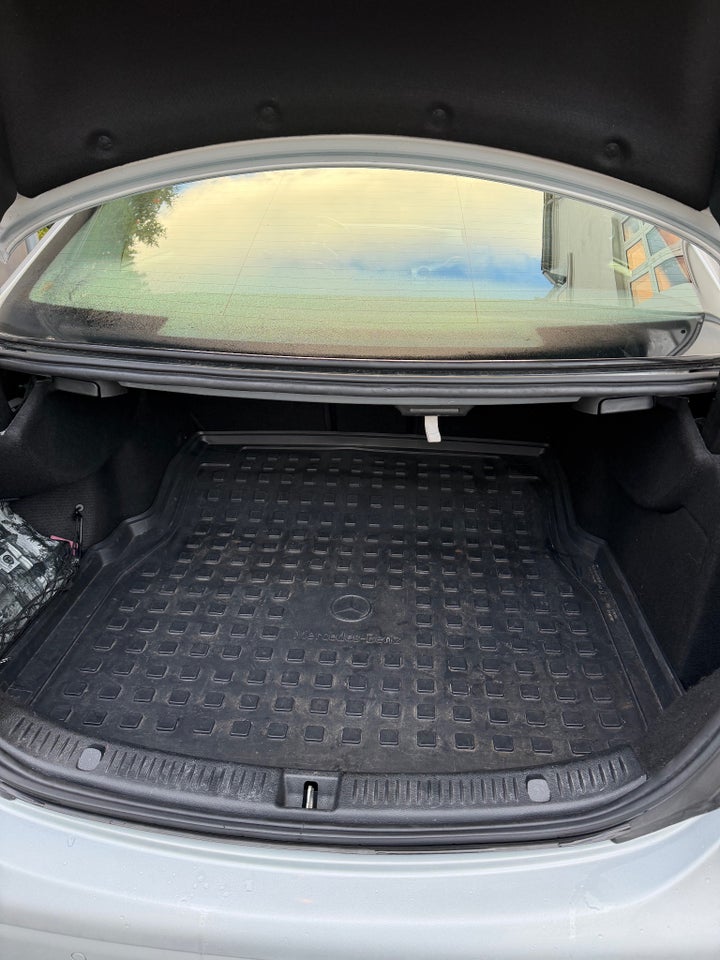 Mercedes E220 d 2,0 Avantgarde aut. 4d