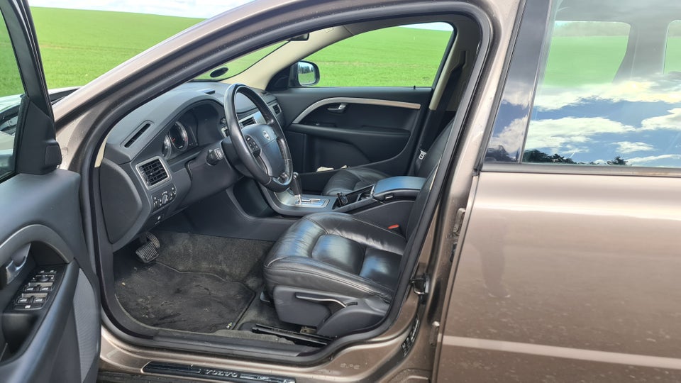 Volvo V70 3,0 T6 aut. AWD 5d