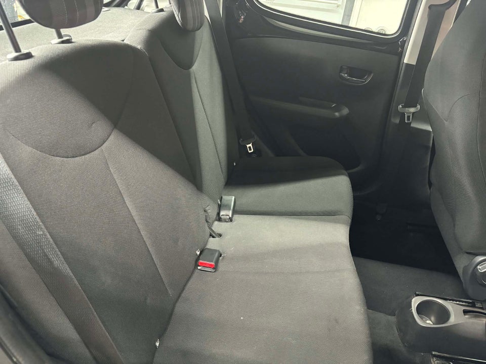 Peugeot 108 1,0 e-VTi 72 Selection Tech 5d