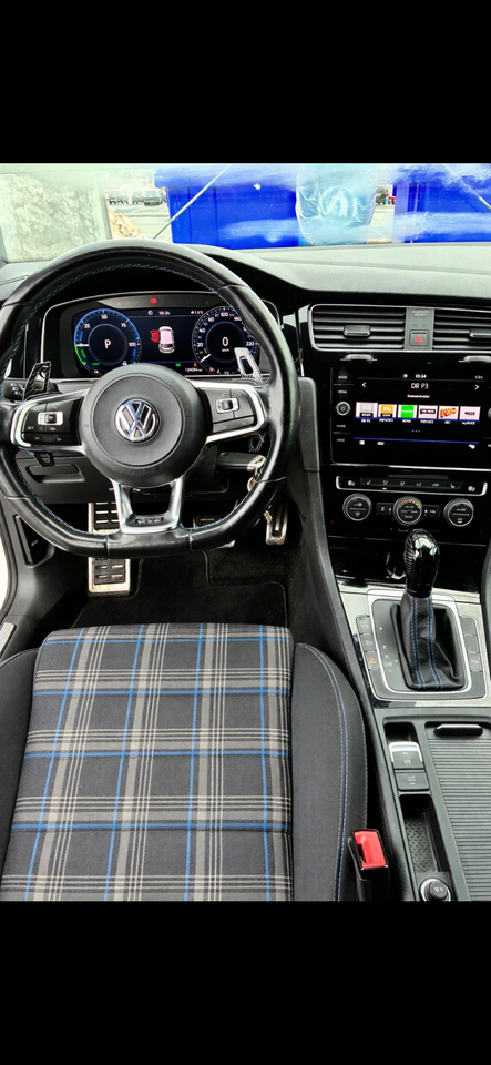 VW Golf VII 1,4 GTE DSG 5d