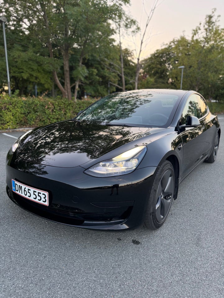 Tesla Model 3 RWD 4d