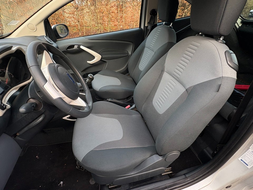 Ford Ka 1,2 Titanium 3d