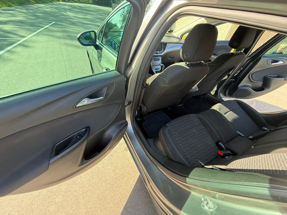 Opel Astra 1,4 T 150 Enjoy Sports Tourer 5d