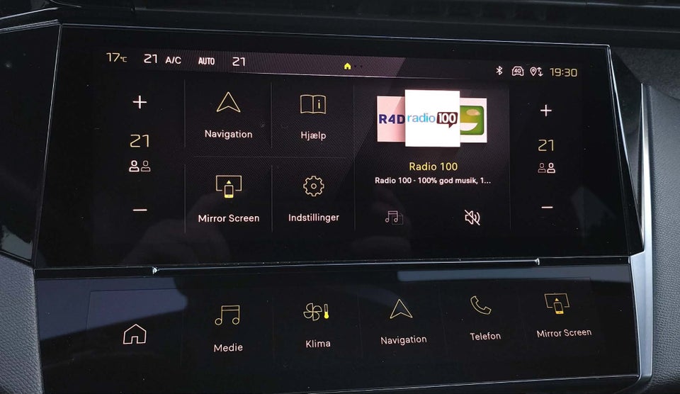 Peugeot 308 1,6 Hybrid First Selection+ EAT8 5d