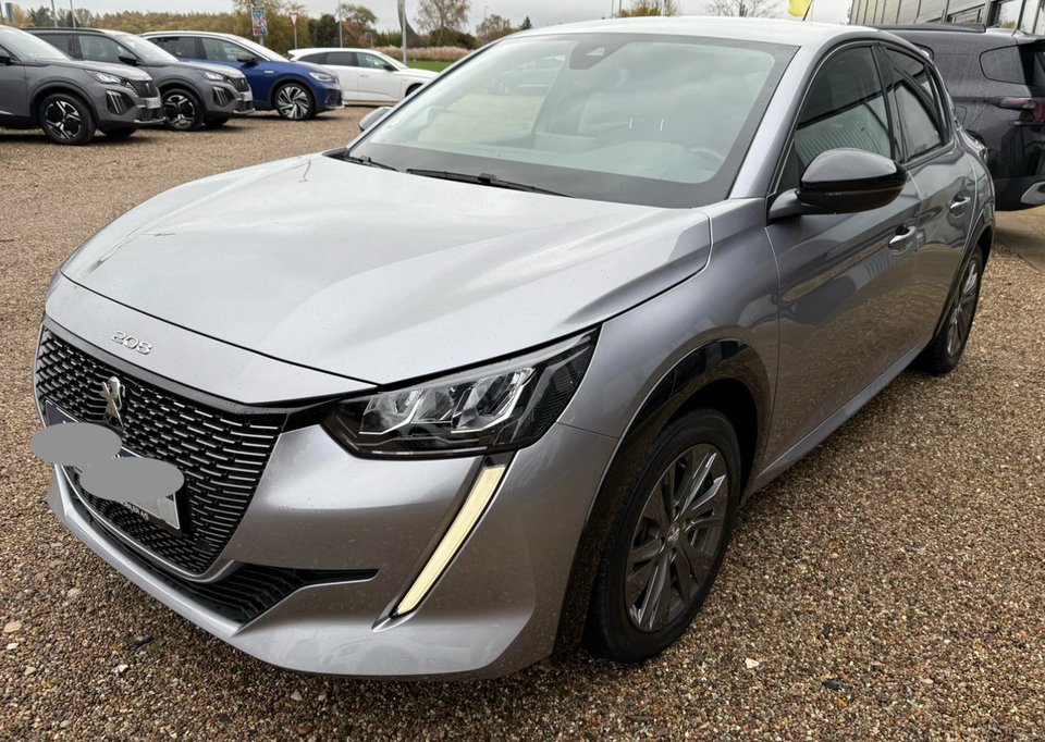 Peugeot 208 1,2 PureTech 100 Allure Tour 5d