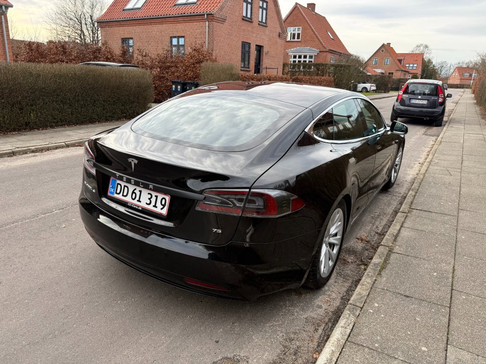 Tesla Model S 75 5d