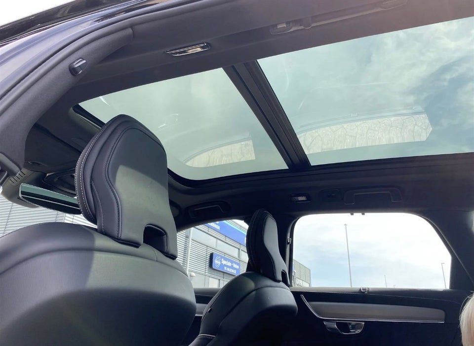Volvo V90 2,0 T8 ReCharge R-Design aut. AWD 5d