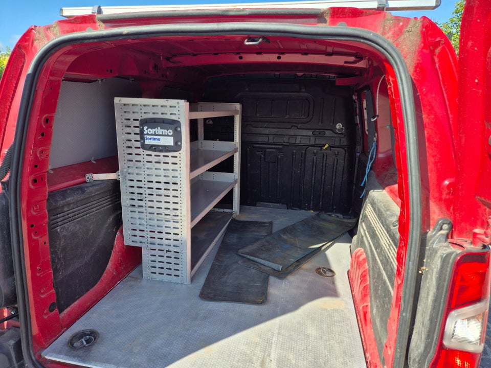 Peugeot Partner 1,5 BlueHDi 100 L2V2 Plus Van