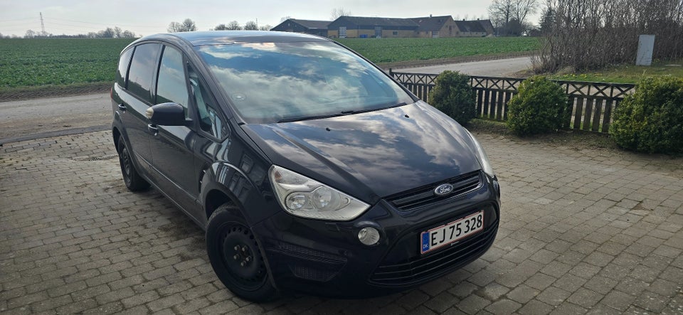 Ford S-MAX 2,0 TDCi 140 Collection 7prs 5d