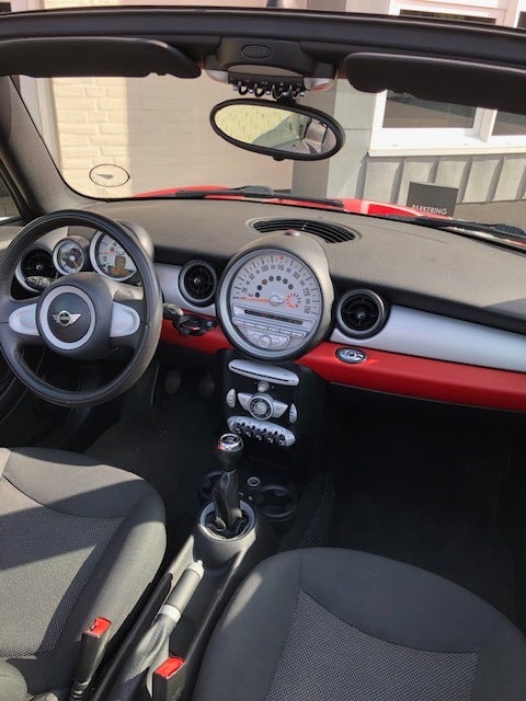 MINI Cooper 1,6 Cabriolet 2d