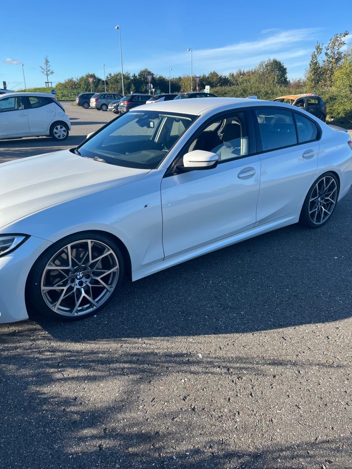 BMW 330d 3,0 Sport Line aut. 4d