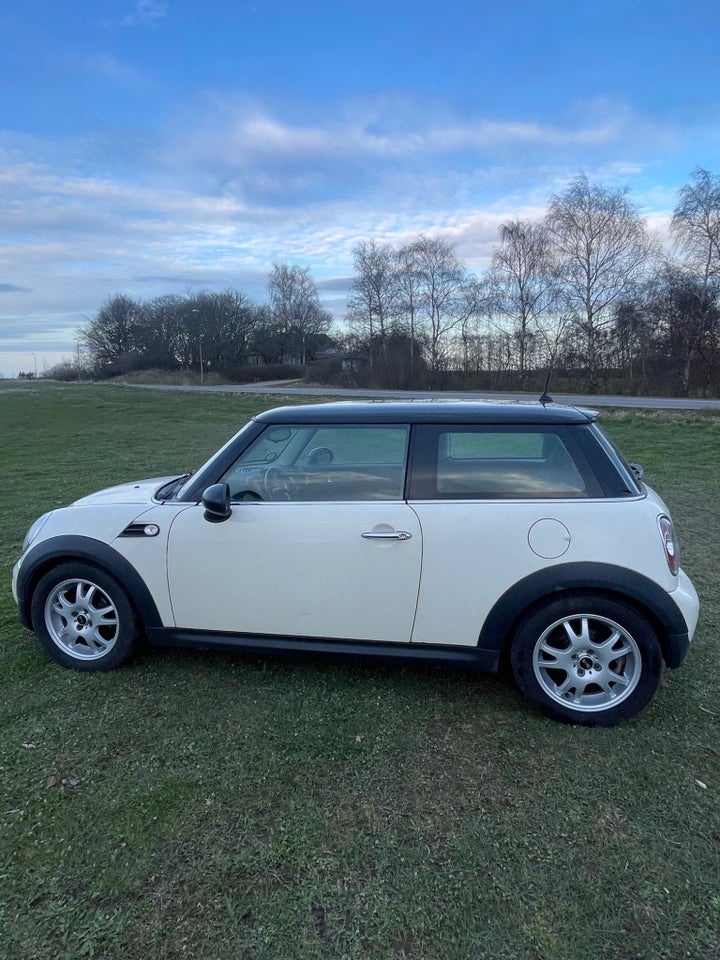 MINI Cooper 1,6 aut. 3d