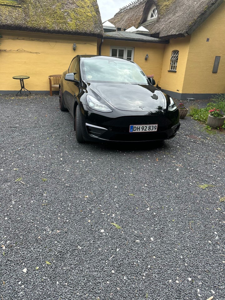 Tesla Model Y Performance AWD 5d