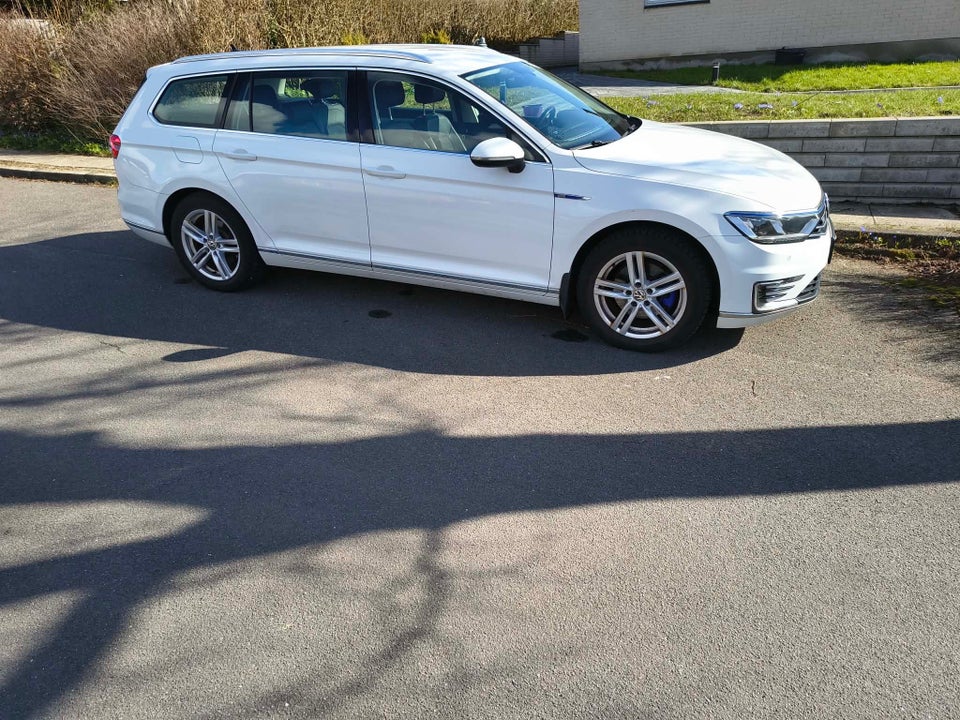 VW Passat 1,4 GTE Highline Variant DSG 5d