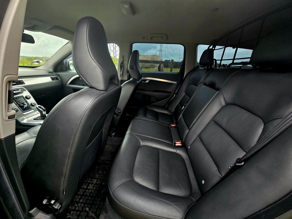 Volvo XC70 2,4 D4 163 Summum aut. AWD 5d