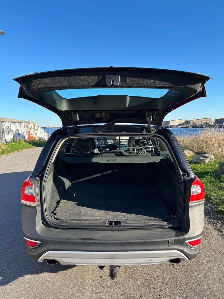 Volvo XC70 2,0 D4 181 Momentum aut. 5d