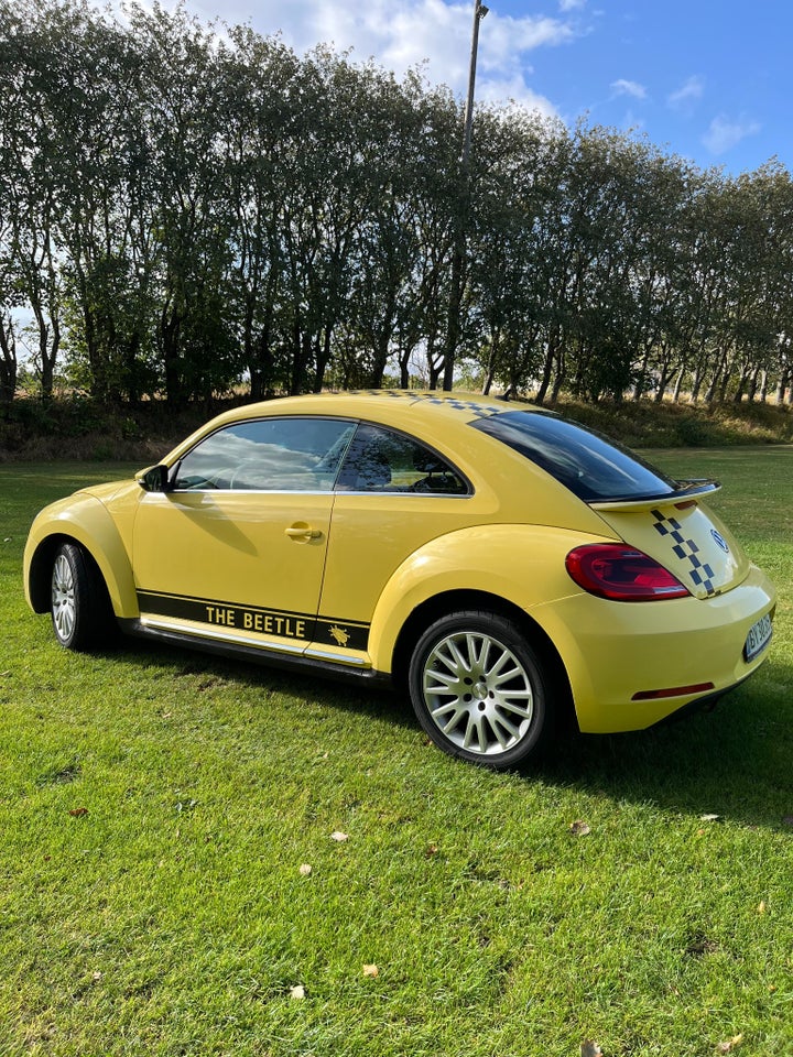 VW The Beetle 1,6 TDi 105 Design 2d