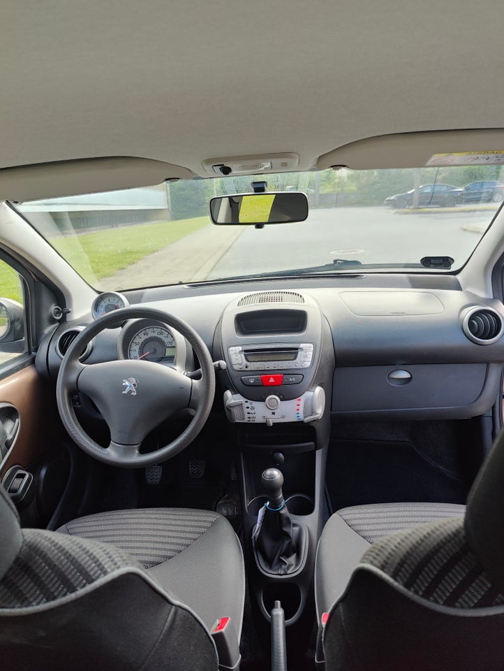 Peugeot 107 1,0 Active 5d