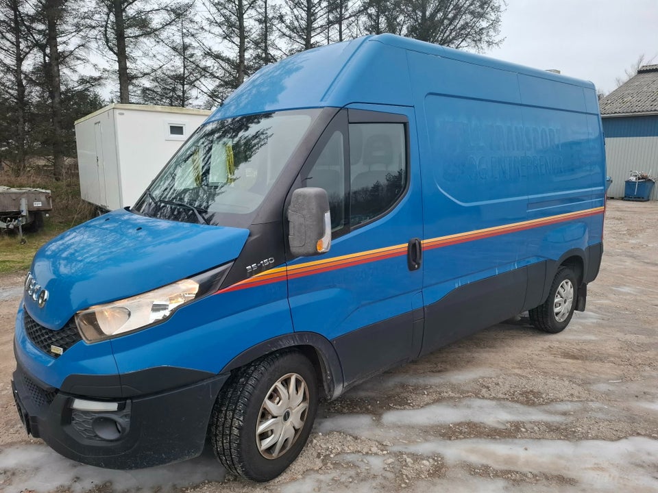 Iveco Daily 2,3 35S15 10,8m³ Van