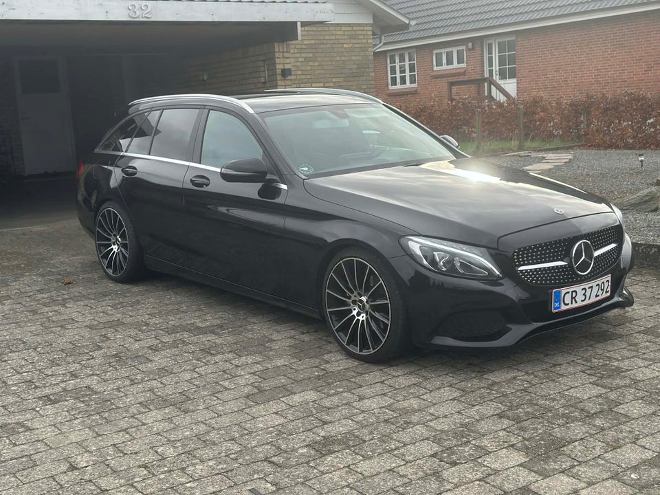 Mercedes C220 d 2,2 AMG Line stc. aut. 5d