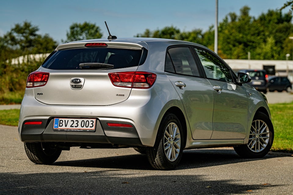 Kia Rio 1,0 T-GDi Attraction 5d