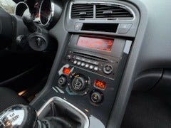Peugeot 5008 1,6 BlueHDi 120 Style 7prs 5d