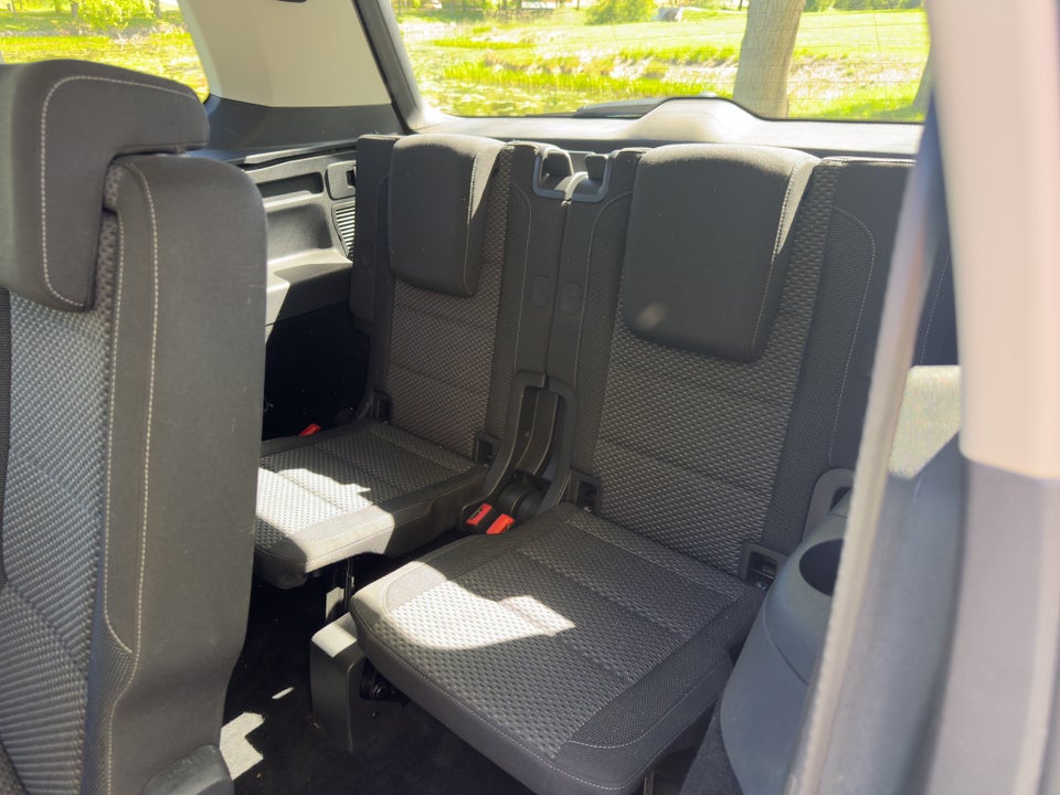 VW Touran 2,0 TDi 150 Comfortline DSG 7prs 5d