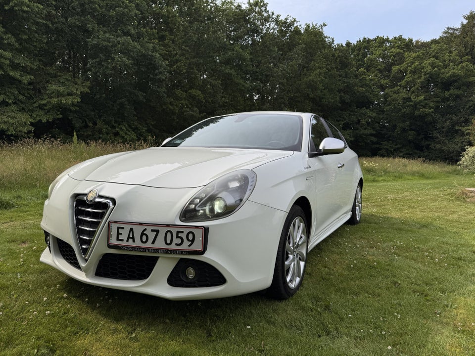 Alfa Romeo Giulietta 1,4 Turbo 120 Sportiva 5d