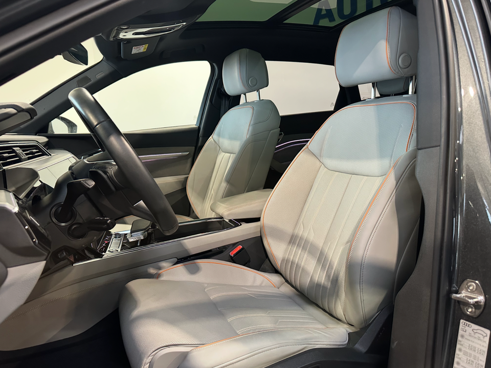 Audi e-tron 55 S-line quattro 5d