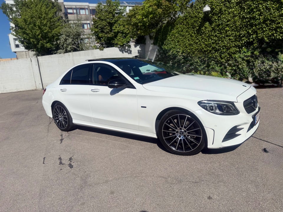 Mercedes C300 de 2,0 AMG Line aut. 4d
