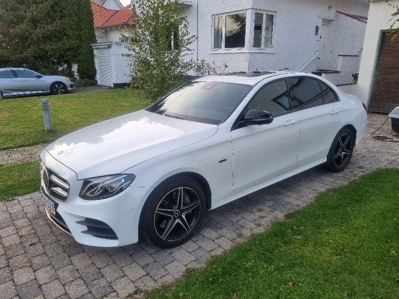 Mercedes E300 e 2,0 AMG Line aut. 4d