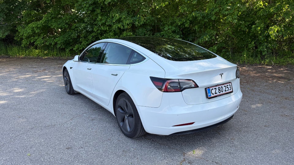 Tesla Model 3 Standard Range+ RWD 4d