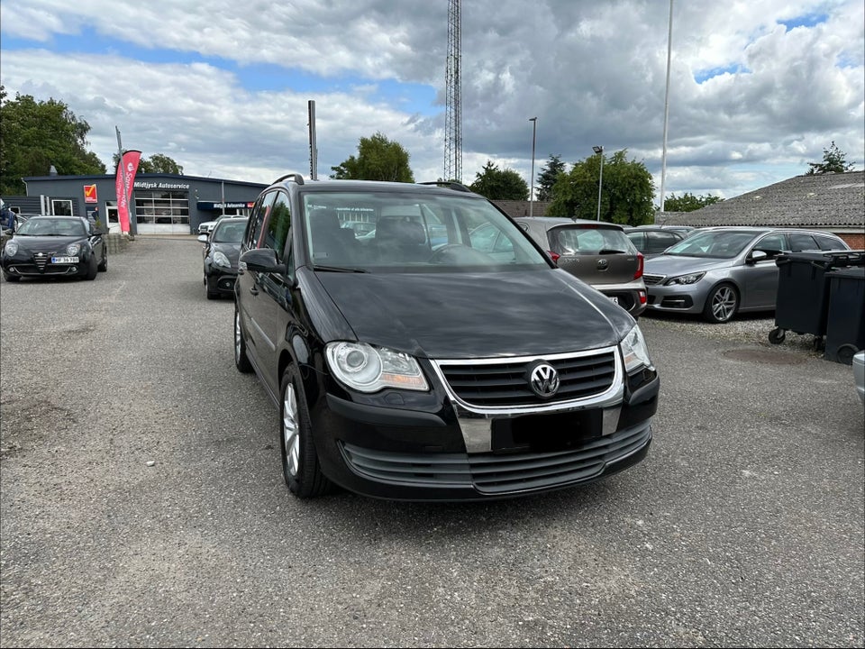 VW Touran 1,4 TSi 140 Trendline 5d