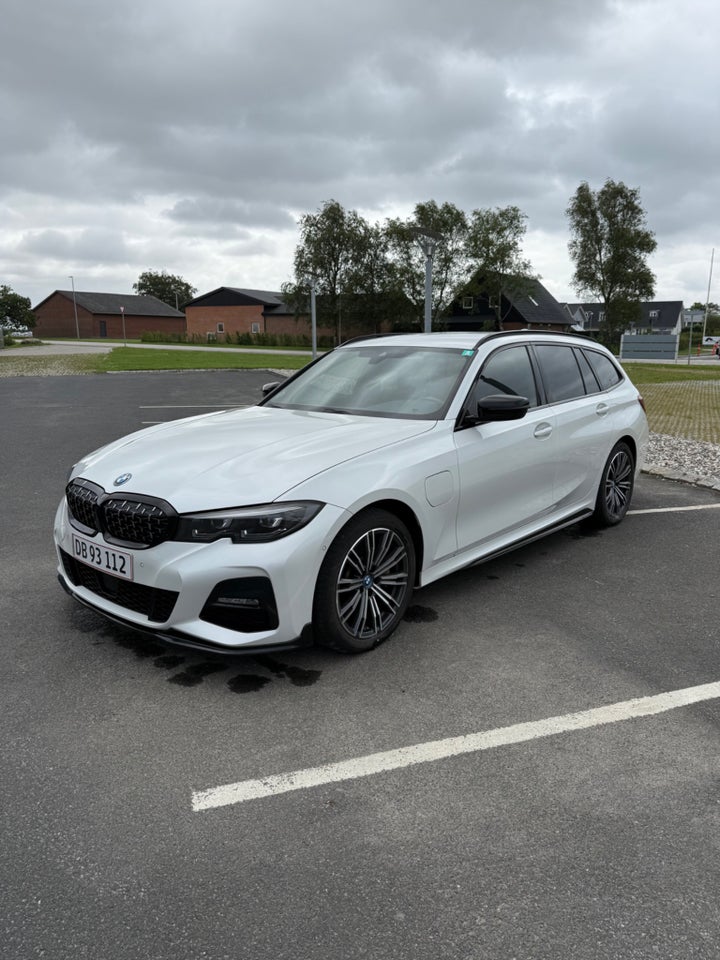 BMW 330e 2,0 Touring M-Sport+ aut. 5d